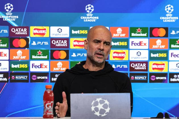 UEFA Champions League press conference, PK, Pressekonferenz Matchday 5 of 8 Manchester City vs Bayer 04 Leverkusen Pep Guardiola manager of Manchester City speaks to the press during the UEFA Champions League press conference Matchday 5 of 8 Manchester City vs Bayer 04 Leverkusen at Etihad Campus, Manchester, United Kingdom, 24th November 2025 (Photo by Mark Cosgrove News Images) Manchester Etihad Campus Manchester United, ManU Kingdom Copyright: xMarkxCosgrove NewsxImagesx