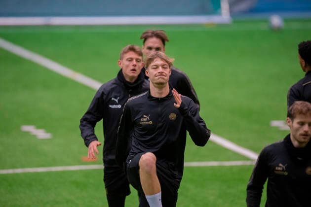 Bodo Glimt training Bodo 20251124 Villads Nielsen at the training for Bodo Glimt in Nordlandshallen the day before the Champions League football match against Juventus Photo Stian Lysberg Solum NTB Bodo Norway EDITORIAL USE ONLY RESTRICTED USE FOR BETTING COMPANIES  Copyright: xStianxLysbergxSolumx xNTBx