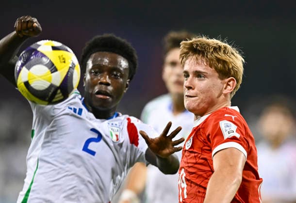 Austria v Italy : Semi-final- FIFA U-17 World Cup Qatar 2025 Johannes Mathias Moser of Austria and Dauda Iddrisa of Italy in action during the FIFA U-17 World Cup Qatar 2025 Semi-final match between Austria and Italy in Doha, Qatar, on November 24, 2025. DOHA Qatar Copyright: xNOUSHADxTHEKKAYILx