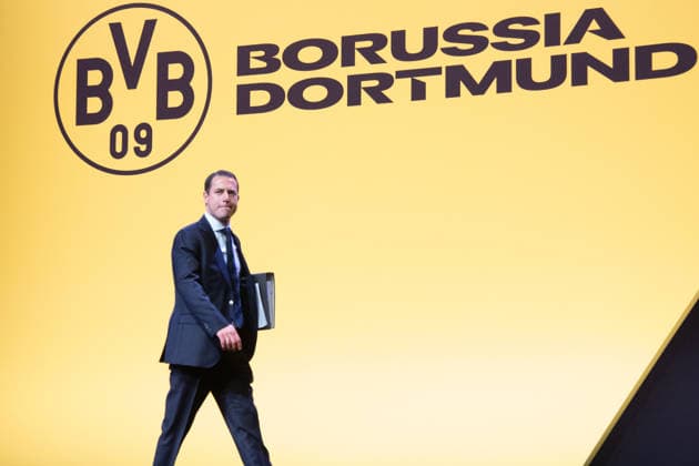 Lars RICKEN, Member of the Executive Board, Annual General Meeting of Borussia Dortmund GmbH Co KGaA, Dortmund Westfalenhalle, 24 11 2025 oÂ