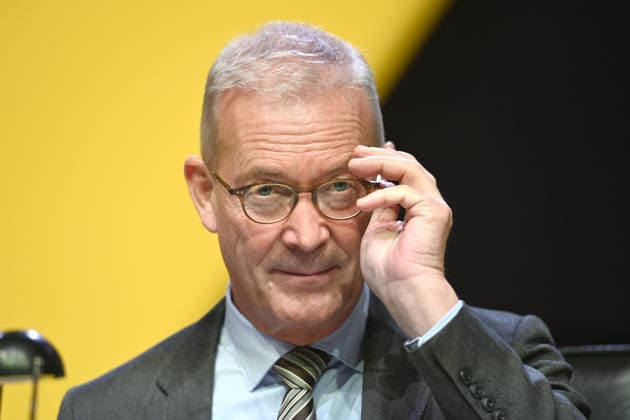 Thomas TRESS, Treß, Member of the Executive Board, Chief Financial Officer, CFO, Annual General Meeting of Borussia Dortmund GmbH Co KGaA, Dortmund Westfalenhalle, 24 11 2025 oÂ
