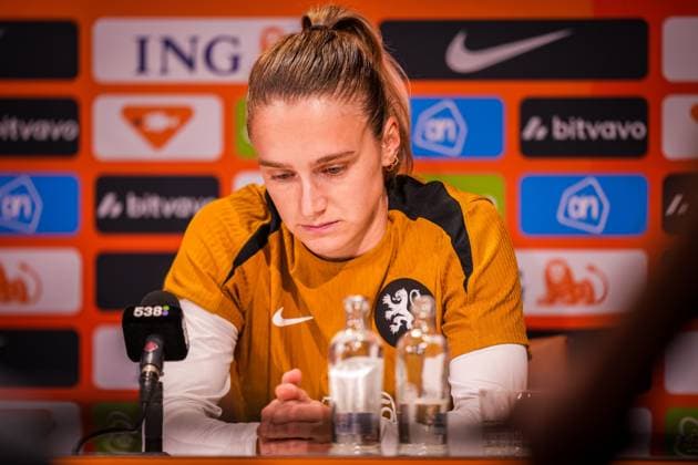 ZEIST , 24-11-2025 , KNVB Campus , season 2025 2026 , Dutch International football , Training session and press conference, PK, Pressekonferenz Netherlands (women) , picture shows Netherlands player Vivianne Miedema during press conference Training session Netherlands (women)  x32183948x Copyright: