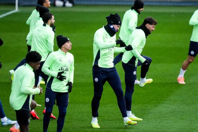 MANCHESTER, ENGLAND - NOVEMBER 24: Erling Haaland of Manchester City warms up during a training session ahead of the UEFA Champions League 2025 26 League Phase MD5 match between Manchester City and Bayer 04 Leverkusen at Manchester City Football Academy on November 24, 2025 in Manchester, England. (Photo by Rene Nijhuis) SPO  Copyright: xRenexNijhuis