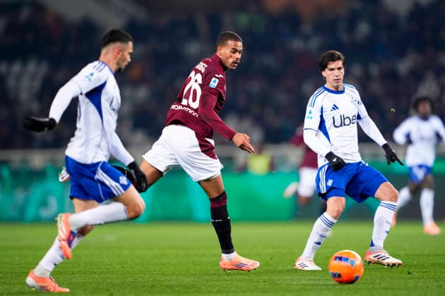 TorinoÕs Cyril Ngonge during the Serie A soccer match between Torino Fc and Como at the Stadio Olimpico Grande Torino in Turin, north west Italy - November 24, 2025. - Soccer  Copyright: xFabioxFerrari LaPressex