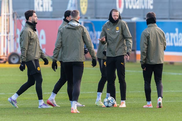 24 11 2025, Football, Season 2025 2026, UCL, Final training Borussia Dortmund, f l Ramy Bensebaini Borussia Dortmund , Waldemar Anton Borussia Dortmund , Dortmund Training ground BVB NRW Germany xRHR PHOTO DEx Copyright: DennisxEwert RHR-FOTOx RHR-FOTO DE
