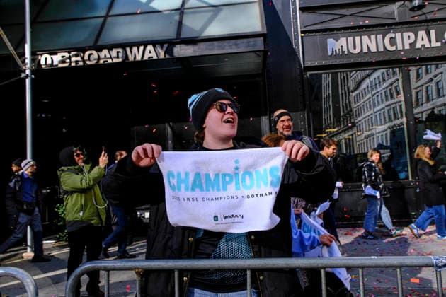 NEW YORK, NY- NOVEMBER 24 : Gotham FC celebrates their 2025 National Women s Soccer League Championship win with a parade in downtown Manhattan on November 24, 2025 in New York City. Copyright: xKatiexGodowskix