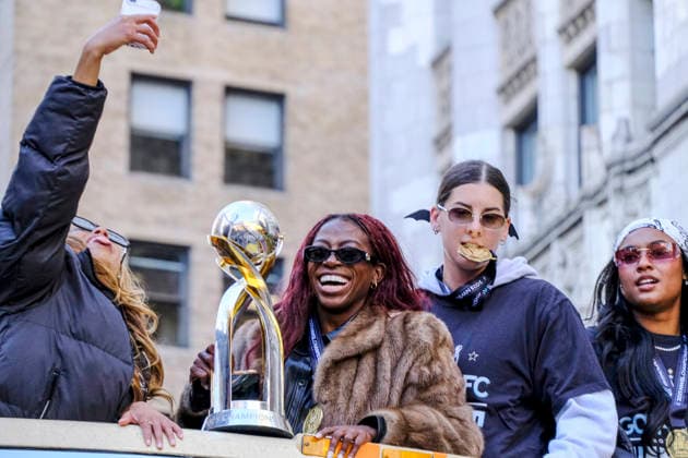 NEW YORK, NY- NOVEMBER 24 : Gotham FC celebrates their 2025 National Women s Soccer League Championship win with a parade in downtown Manhattan on November 24, 2025 in New York City. Copyright: xKatiexGodowskix