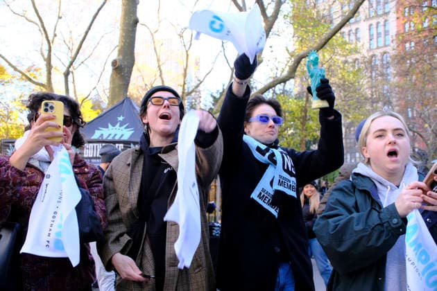 NEW YORK, NY- NOVEMBER 24 : Gotham FC celebrates their 2025 National Women s Soccer League Championship win with a parade in downtown Manhattan on November 24, 2025 in New York City. Copyright: xKatiexGodowskix