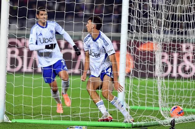 Foto IPP Massimo Rana Torino 24-11-2025 Calcio Campionato di Serie A 2025 2026 Torino-Como nella foto Jacobo Ramon autore del gol del momentaneo 1 a 3 Italy Photo Press - World Copyright italy ITALY  Copyright: xR4924_italyphotopressx