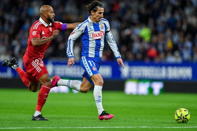 RCD ESPANYOL v SEVILLA FC. RCDE STADIUM BARCELONA. November 24,2025 RCD ESPANYOL vs SEVILLA FC November 24,2025 Pere Milla (11) of RCD Espanyol vies with Marcao (23) of Sevilla FC during the match between RCD Espanyol and Sevilla FC corresponding to the thirteen day of La Liga EA Sports at RCDE Stadium in Barcelona, Spain. Cornella El Prat ESP Copyright: xS.xRosx