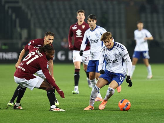 Torino FC v Como 1907 - Serie A Jesus Rodriguez participates in the Serie A 2025-2026 match between Torino and Como in Torino, Italy, on November 24, 2025. Torino ITA Italy  Copyright: xLorisxRosellix originalFilename:roselli-torinovc251124_npgFM.jpg