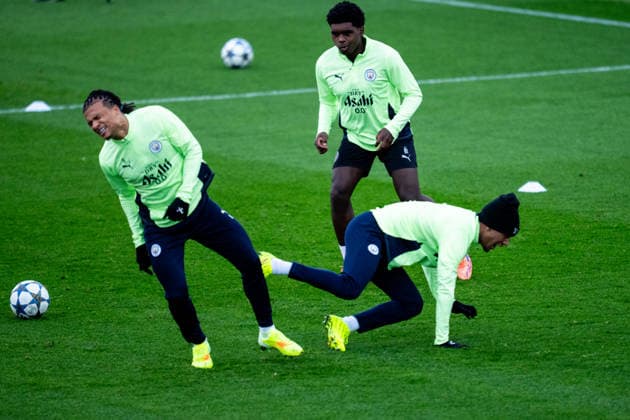 MANCHESTER, ENGLAND - NOVEMBER 24: Nathan Ake of Manchester City reacts after being fouled during a training session ahead of the UEFA Champions League 2025 26 League Phase MD5 match between Manchester City and Bayer 04 Leverkusen at Manchester City Football Academy on November 24, 2025 in Manchester, England. (Photo by Rene Nijhuis) SPO  Copyright: xRenexNijhuis