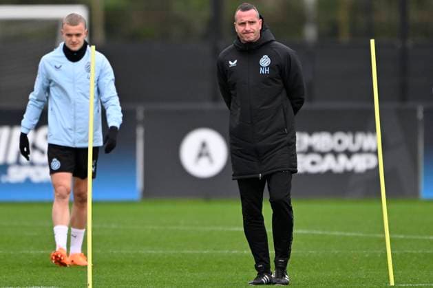 Sporting CP v Club Brugge - UEFA Champions League Media Activities 25 11 2025 WESTKAPELLE, BELGIUM - NOVEMBER 25 : Hayen Nicky head coach of Club Brugge pictured during a training session ahead of the UEFA Champions League 2025 26 League Phase MD5 match between Sporting CP and Club Brugge on November 25, 2025 in Westkapelle, Belgium, 25 11 2025 Westkapelle Belgium  Copyright: xJanxDexMeuleneirx
