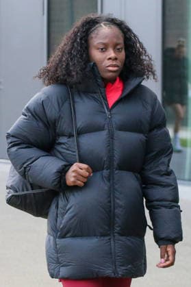 25 11 2025, xgrfx, Football DFB Media Dates, DFB German Womens National Team Training v l Nicole Anyomi German Womens National Team DFL DFB REGULATIONS PROHIBIT ANY USE OF PHOTOGRAPHS as IMAGE SEQUENCES and or QUASI VIDEO Frankfurt am Main