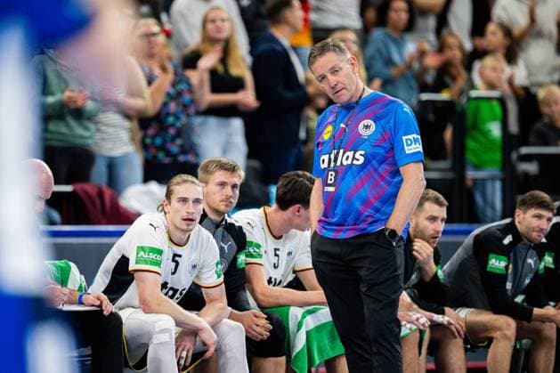 02 11 2025 Handball, International match, Test match, SAP Garden Munich, Germany Iceland L R Juri Knorr Germany , Franz Semper Germany , Miro Schluroff Germany , Alfred Gislason Coach Germany , Lukas Mertens Germany , Lukas Zerbe Germany