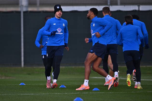 November 25, 2025, Zingonia, Lombardia: Atalanta™s players during a training session on the eve of the UEFA Champions League soccer match between Atalanta BC and Eintracht Frankfurt at Bortolotti Training Center in Zingonia, Italy, 25 November 2025. .ANSA MICHELE MARAVIGLIA. UEFA Champions League; Atalanta-Eintracht Frankfurt  - ZUMAa110 20251125_zaf_a110_006 Copyright: xMichelexMaravigliax