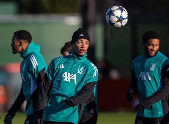 Football - UEFA Champions League - Liverpool FC v PSV Eindhoven - MD-1 LIVERPOOL, ENGLAND - Tuesday, November 25, 2025: Liverpool s Hugo Ekitike during a training session at the AXA Training Centre ahead of the UEFA Champions League match between Liverpool FC and PSV Eindhoven. (Photo by David Rawcliffe Propaganda) LIVERPOOL AXA Training Centre MERSEYSIDE ENGLAND  Copyright: xDavidxRawcliffex P2025-11-25-Liverpool_PSV_MD-1-8