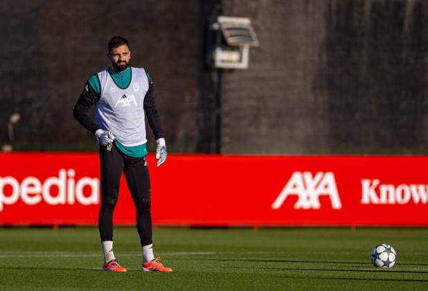 Football - UEFA Champions League - Liverpool FC v PSV Eindhoven - MD-1 LIVERPOOL, ENGLAND - Tuesday, November 25, 2025: Liverpool s goalkeeper Giorgi Mamardashvili during a training session at the AXA Training Centre ahead of the UEFA Champions League match between Liverpool FC and PSV Eindhoven. (Photo by David Rawcliffe Propaganda) LIVERPOOL AXA Training Centre MERSEYSIDE ENGLAND  Copyright: xDavidxRawcliffex P2025-11-25-Liverpool_PSV_MD-1-30