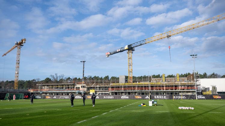 Soccer, Men, Season 2025 2026, 1 Bundesliga, 1 FC Union Berlin, Training, Construction site of the future functional building for the professional women and men, 25 11 2025, Copyright: xMatthiasxKochx