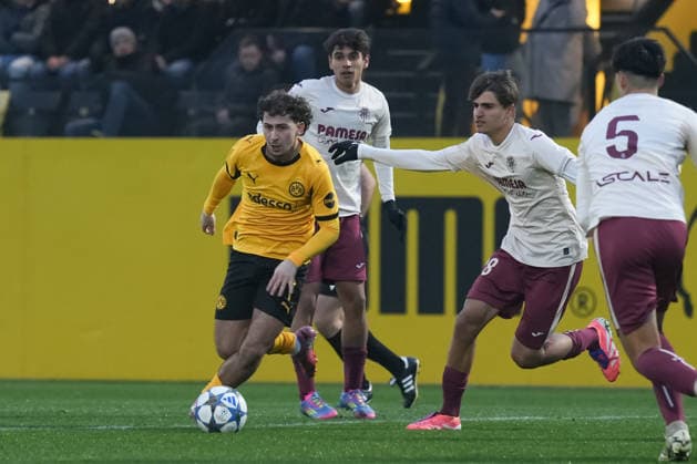 Tuesday, 25 11 2025 Season 2025 2026 5 Matchday UEFA Youth League at BVB Fußballpark Hohenbuschei, Dortmund, Germany BV Borussia Dortmund U19 Villarreal FC U19 Taycan Macid Etcibasi BVB