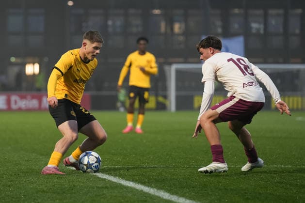 Tuesday, 25 11 2025 Season 2025 2026 5 Matchday UEFA Youth League at BVB Fußballpark Hohenbuschei, Dortmund, Germany BV Borussia Dortmund U19 Villarreal FC U19 Nick Cherny BVB