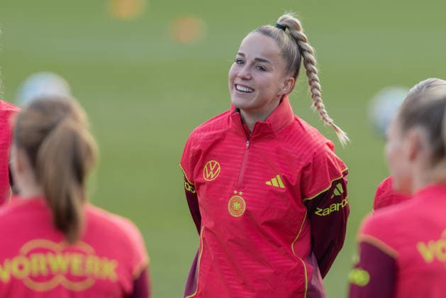 Training German national women s soccer team Giulia Gwinn Training of the women s national team before the final of the UEFA Women s Nations League on November 25, 2025 in Frankfurt am Main, Frankfurt am Main Hessen Germany DFB Campus