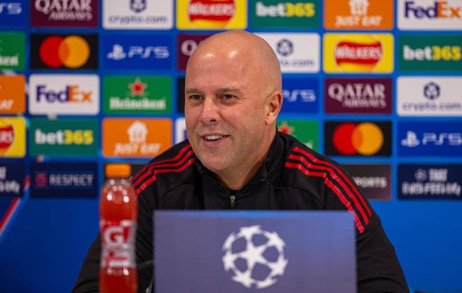 Football - UEFA Champions League - Liverpool FC v PSV Eindhoven - MD-1 LIVERPOOL, ENGLAND - Tuesday, November 25, 2025: Liverpool s head coach Arne Slot during a press conference, PK, Pressekonferenz at Anfield ahead of the UEFA Champions League match between Liverpool FC and PSV Eindhoven. (Photo by David Rawcliffe Propaganda) LIVERPOOL AXA Training Centre MERSEYSIDE ENGLAND  Copyright: xDavidxRawcliffex P2025-11-25-Liverpool_PSV_MD-1-34