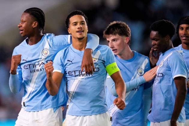 MANCHESTER, ENGLAND - NOVEMBER 25: Divine Mukasa of Manchester City U19 celebrates after scoring his team s second goal during the UEFA Youth League 2025 26 League match between Manchester City U19 and Bayer 04 Leverkusen U19 at Joie Stadium on November 25, 2025 in Manchester, England. (Photo by Rene Nijhuis) SPO  Copyright: xRenexNijhuis