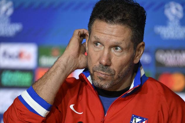 Ahead of UEFA Champions League match - Atletico Madrid v Inter MADRID, SPAIN – NOVEMBER 25: Atletico Madrid head coach Diego Simeone attends a press conference, PK, Pressekonferenz at Riyadh Air Metropolitano Stadium ahead of the UEFA Champions League week 5 match between Atletico Madrid and Inter in Madrid, Spain on November 25, 2025. Team player Nahuel Molina also joined the media session. Burak Akbulut Anadolu Madrid Spain. Editorial use only. Please get in touch for any other usage.  Copyright: x2025xAnadoluxBurakxAkbulutx