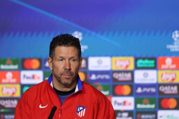 November 25, 2025, Madrid, Madrid, SPAIN: Diego Simeone, head coach of Atletico de Madrid, attends the press conference, PK, Pressekonferenz ahead of the UEFA Champions League 2025 26 match between Atletico de Madrid and Inter Milan at Riyadh Air Metropolitano stadium on November 25, 2025 in Madrid, Spain Madrid SPAIN - ZUMAa181 20251125_zaa_a181_004 Copyright: xIrinaxR.xHipolitox