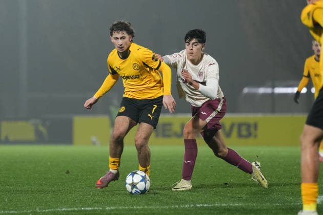 Tuesday, 25 11 2025 Season 2025 2026 5 Matchday UEFA Youth League at BVB Fußballpark Hohenbuschei, Dortmund, Germany BV Borussia Dortmund U19 Villarreal FC U19 Taycan Macid Etcibasi BVB