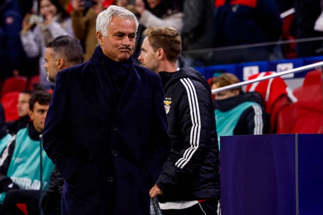 2025-11-25 AFC Ajax v SL Benfica - UEFA Champions League 2025 26 League Phase MD5 AMSTERDAM, NETHERLANDS - NOVEMBER 25: Head Coach Jose Mourinho of SL Benfica looks on during the UEFA Champions League 2025 26 League Phase MD5 match between AFC Ajax and SL Benfica at Johan Cruyff Arena on November 25, 2025 in Amsterdam, Netherlands. Amsterdam Johan Cruyff Arena Netherlands Content not available for redistribution in The Netherlands directly or indirectly through any third parties. Copyright: xBenxGalx