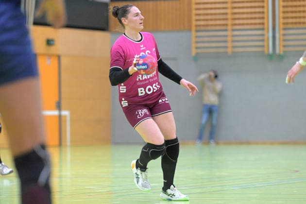 Svenja Huebner TusSies Metzingen, 26 TusSies Metzingen vs Brazil, handball, test match, season 2025 2026, 25 11 2025 TusSies Metzingen vs Brazil, handball, test match, season 2025 2026, 25 11 2025 Holzgerlingen Copyright: xEibner-Pressefoto TobiasxBaurx EP_TBR