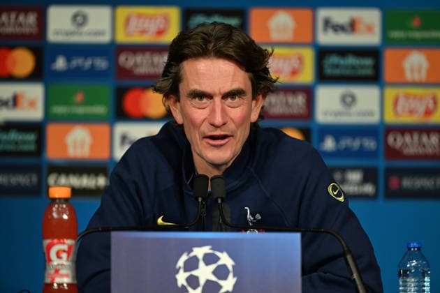 Ahead of PSG v Tottenham Hotspur - UEFA Champions League PARIS, FRANCE - NOVEMBER 25: Thomas Frank, Manager of Tottenham Hotspur, speaks during a press conference, PK, Pressekonferenz ahead of the UEFA Champions League 2025 26 League Phase MD5 match between PSG and Tottenham Hotspur F.C. at Parc des Princes in Paris, France. on November 25, 2025. Mustafa Yalcin Anadolu France France. Editorial use only. Please get in touch for any other usage.  Copyright: x2025xAnadoluxMustafaxYalcinx