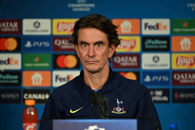 Ahead of PSG v Tottenham Hotspur - UEFA Champions League PARIS, FRANCE - NOVEMBER 25: Thomas Frank, Manager of Tottenham Hotspur, speaks during a press conference, PK, Pressekonferenz ahead of the UEFA Champions League 2025 26 League Phase MD5 match between PSG and Tottenham Hotspur F.C. at Parc des Princes in Paris, France. on November 25, 2025. Mustafa Yalcin Anadolu France France. Editorial use only. Please get in touch for any other usage.  Copyright: x2025xAnadoluxMustafaxYalcinx