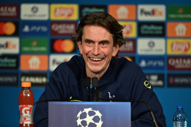 Ahead of PSG v Tottenham Hotspur - UEFA Champions League PARIS, FRANCE - NOVEMBER 25: Thomas Frank, Manager of Tottenham Hotspur, speaks during a press conference, PK, Pressekonferenz ahead of the UEFA Champions League 2025 26 League Phase MD5 match between PSG and Tottenham Hotspur F.C. at Parc des Princes in Paris, France. on November 25, 2025. Mustafa Yalcin Anadolu France France. Editorial use only. Please get in touch for any other usage.  Copyright: x2025xAnadoluxMustafaxYalcinx