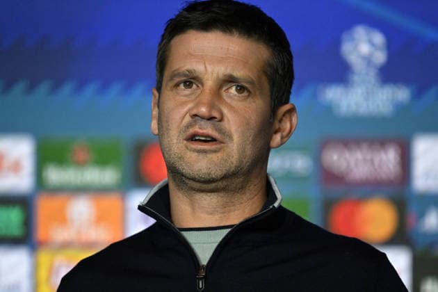 Ahead of UEFA Champions League match - Atletico Madrid v Inter MADRID, SPAIN - NOVEMBER 25: Inter head coach Cristian Chivu (C) and team player Lautaro Martinez attend a press conference, PK, Pressekonferenz at the Riyadh Air Metropolitano Stadium ahead of the UEFA Champions League week 5 match against Atletico Madrid in Madrid, Spain, on November 25, 2025. Burak Akbulut Anadolu Madrid Spain. Editorial use only. Please get in touch for any other usage.  Copyright: x2025xAnadoluxBurakxAkbulutx