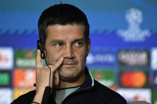 Ahead of UEFA Champions League match - Atletico Madrid v Inter MADRID, SPAIN - NOVEMBER 25: Inter head coach Cristian Chivu (C) and team player Lautaro Martinez attend a press conference, PK, Pressekonferenz at the Riyadh Air Metropolitano Stadium ahead of the UEFA Champions League week 5 match against Atletico Madrid in Madrid, Spain, on November 25, 2025. Burak Akbulut Anadolu Madrid Spain. Editorial use only. Please get in touch for any other usage.  Copyright: x2025xAnadoluxBurakxAkbulutx