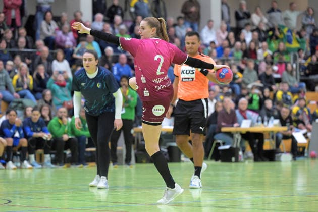 Selina Lindemann TusSies Metzingen, 02 at 7 meters TusSies Metzingen vs Brazil, handball, test match, season 2025 2026, 25 11 2025 TusSies Metzingen vs Brazil, handball, test match, season 2025 2026, 25 11 2025 Holzgerlingen Copyright: xEibner-Pressefoto TobiasxBaurx EP_TBR