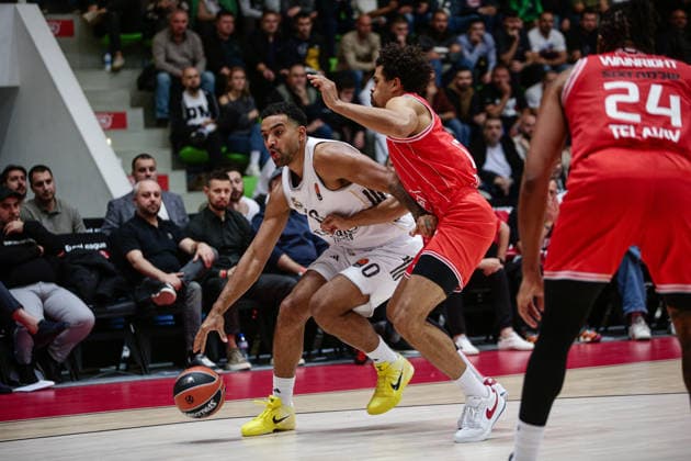 Real Madrid s Trel Lyles in action during the Euroleague game between Hapoel IBI Tel Aviv vs Real Madrid - Arena Botevgrad in Botevgrad, Bulgaria on November 25, 2025  Copyright: xIvanxSxIvanov IPAxSportx xipa-agency.netx xx IPA_68373045 IPA_Agency_IPA68373045