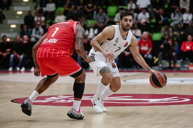 Real Madrid s Facundo Campazzo in action during the Euroleague game between Hapoel IBI Tel Aviv vs Real Madrid - Arena Botevgrad in Botevgrad, Bulgaria on November 25, 2025  Copyright: xIvanxSxIvanov IPAxSportx xipa-agency.netx xx IPA_68373130 IPA_Agency_IPA68373130