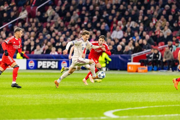 Kenneth Taylor seen during Champions League league phase game between AFC Ajax and SL Benfica (Maciej Rogowski Ball Raw Images) Amsterdam Johan Cruyff Arena Netherlands Copyright: xMaciejxRogowskix _ROG4615