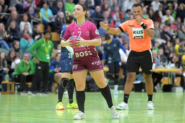 Sabrina Troester TusSies Metzingen, 07 at 7 meters TusSies Metzingen vs Brazil, handball, test match, season 2025 2026, 25 11 2025 TusSies Metzingen vs Brazil, handball, test match, season 2025 2026, 25 11 2025 Holzgerlingen Copyright: xEibner-Pressefoto TobiasxBaurx EP_TBR