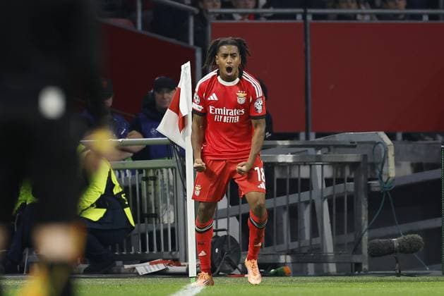 AMSTERDAM - Leandro Barreiro of SL Benfica celebrates the 0-2 goal during the Champions League match between AFC Ajax and SL Benfica at the Johan Cruijff ArenA on November 25, 2025, in Amsterdam, Netherlands. ANP HOLLANDSE HOOGTE MAURICE VAN STEEN UEFA Champions League Matchday 5 2025-2026 xVIxANPxSportx xMauricexvanxSteenxIVx 543059344 originalFilename: 543059344.jpg