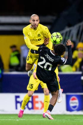251125 Haitam Aleesami of Bodo Glimt and LoÃ¯s Openda of Juventus during the UEFA Champions League football match between Bodo Glimt and Juventus on November 25, 2025 in Bodo Photo Marius Simensen BILDBYRAN COP 238 MM0049 bbeng football fotball fotboll soccer uefa champions league mesterligaen bodo glimt juventus  Copyright: MARIUSxSIMENSEN BB251125BB744