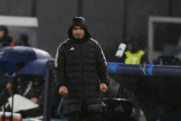 Gurban Gurbanov head coach of Qarabag during the match Uefa Champions League Championship between S.S.C. Napoli and Qarabag at the Maradona Stadium on Nov 25, 2025 in Naples, Italy. during SSC Napoli vs Qarabag FK, UEFA Champions League football match in Naples, Italy, November 25 2025  Copyright: xRobertoxRamaccia IPAxSportx xipa-agency.netx xx IPA_68376831 IPA_Agency_IPA68376831