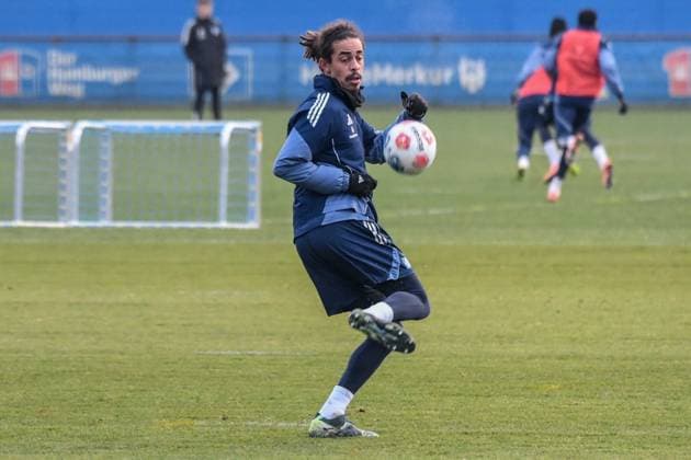 Yussuf Poulsen HSV on the ball recovery training after injury Germany , Hamburg , Volksparkstadion , Football , 1 Bundesliga , Training of Hamburger SV