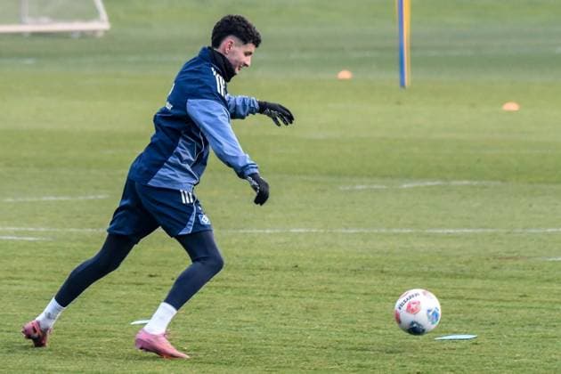 Daniel Elfadli HSV recovery training after injury on the ball Germany , Hamburg , Volksparkstadion , Football , 1 Bundesliga , Training of Hamburger SV