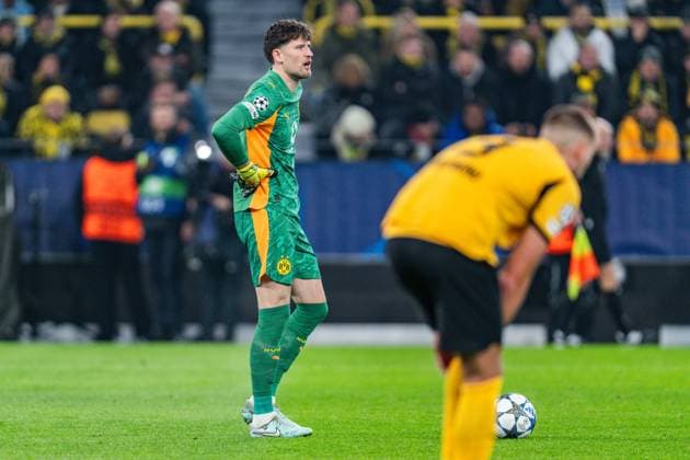 25 11 2025, Borussia Dortmund vs Villareal, UEFA Champions League, Matchday 5 Gregor Kobel Borussia Dortmund, 1 Copyright: xBahhoxKarax