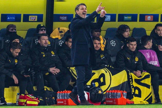 25 11 2025, Borussia Dortmund vs Villareal, UEFA Champions League, Matchday 5 Niko Kovac Borussia Dortmund, coach gestures dissatisfied facial expressions gestures Copyright: xBahhoxKarax
